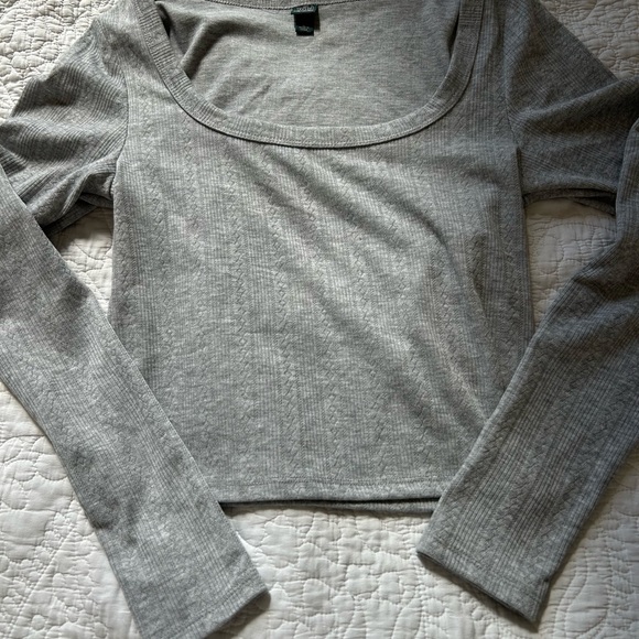Crop shirt long sleeve size M - Picture 3 of 3